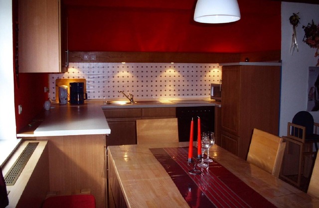 Appartement de 75m² avec terrasse, pelouse et jeux pour enfants