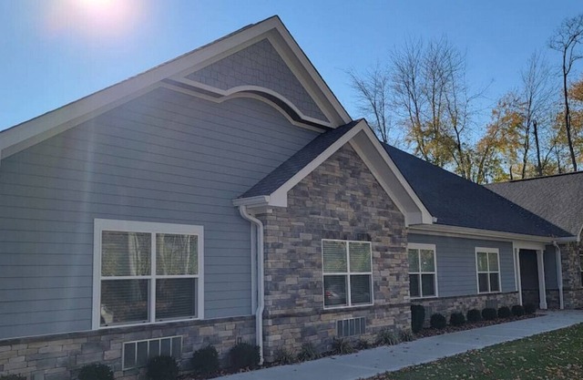 7901 State Route 48 · 10 Master Suite Bedrooms, Event Space, Sleeps 20+