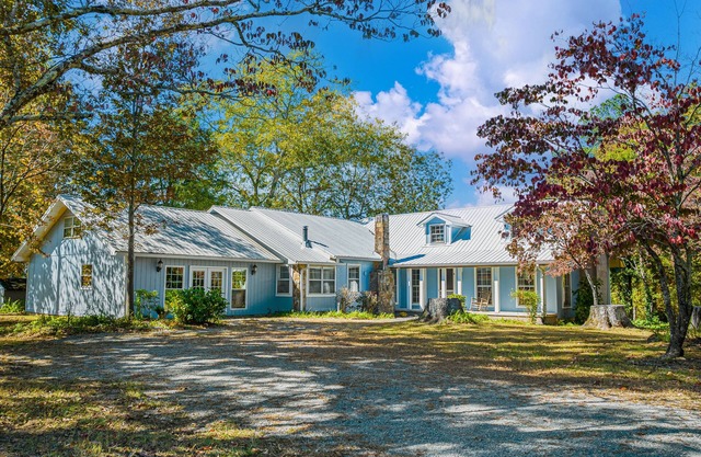 7BR / 4BA, 21 personnes! Adjoint le parc national. Sentiers / étang. Lookout Mtn. Cabine