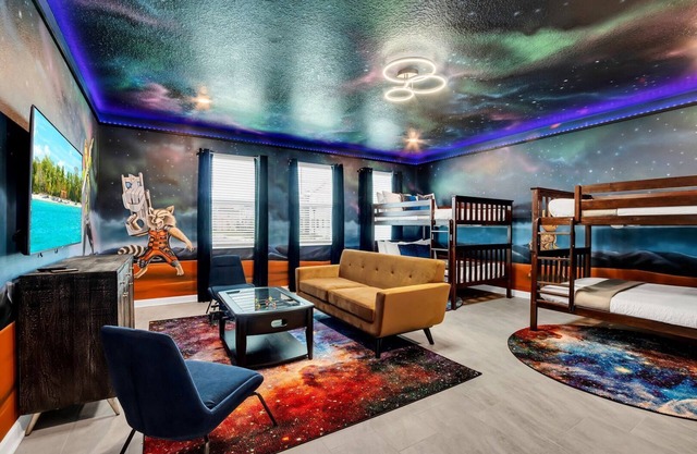 7BR Storey Lake Villa w/Pool – Near Disney