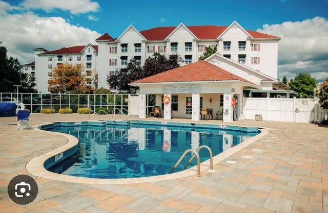 8/25-8/29 The Suites at Hersey 2 Bed 2 Bath Hotel Suite Full Kit Lndry Sleeps 8