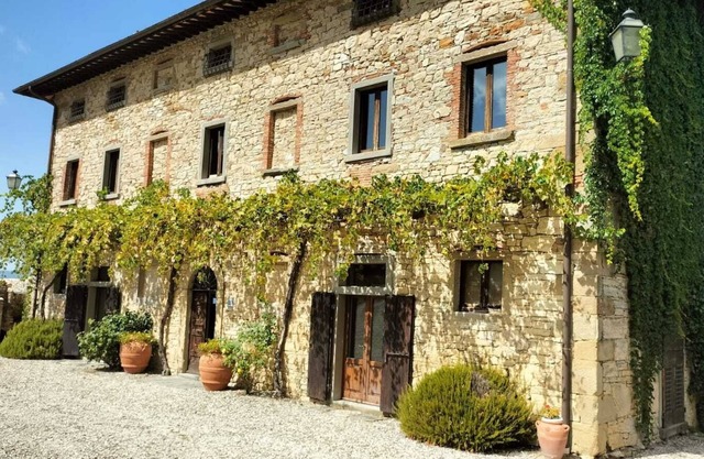 Superbe palazzo/villa avec piscine privée & superbes vues de la Toscane/Ombrie