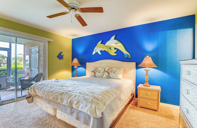 Quiet Englewood Condo, 8 Mi to Beach!
