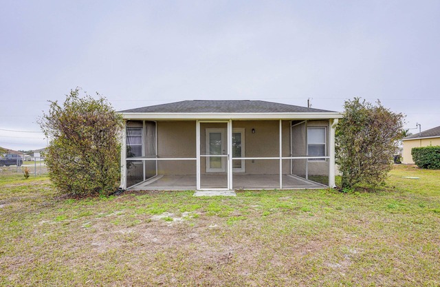 8 Mi to Legoland: Winter Haven Home w/ Lanai!