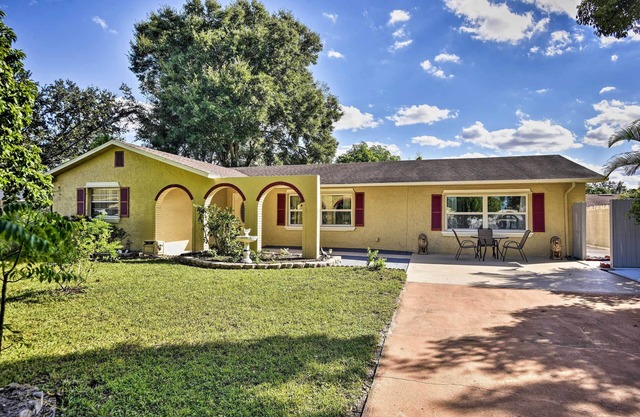NOUVEAU! Studio w / Fire Pit & Gazebo, à 27 km de Disney!