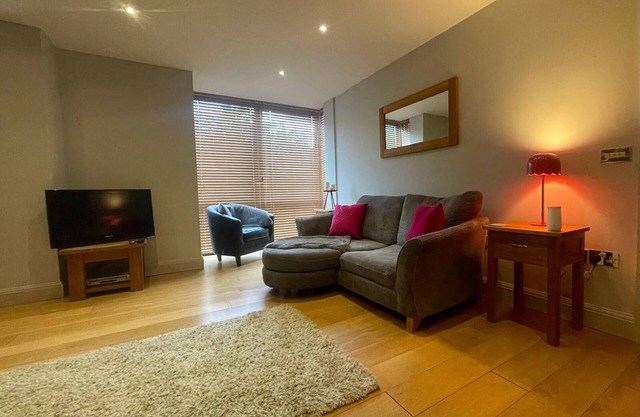 8 Pelican House is located in the heart of Newbury. Contemporary apartments.