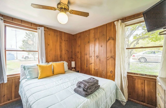 One bedroom cottage on the beach