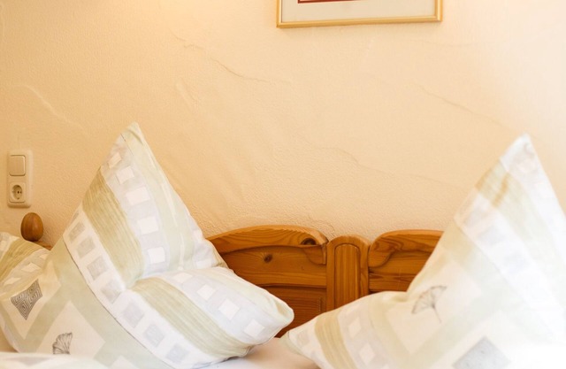 -08- Ferienwohnung "Edelweiß" (45 qm), Küche extra, 1 Schlafzimmer und 1 Wohnzimmer, 2 Pers, WLAN