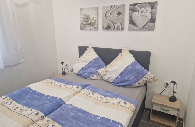 800m to the thermal baths, modern two-room apartment with patio