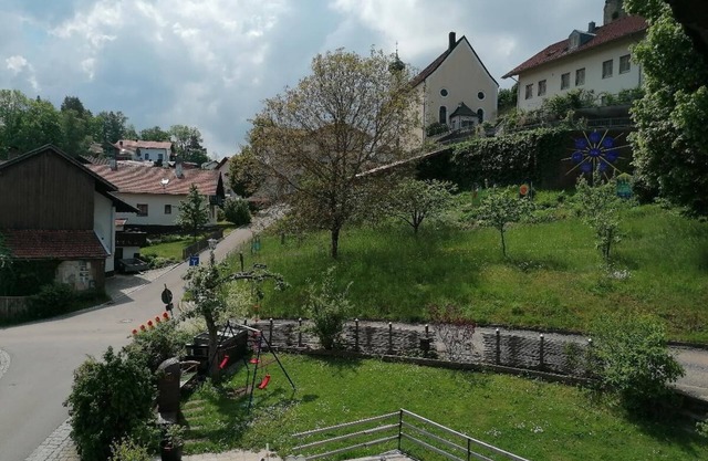 Appartement de 80 m² dans les combles avec parking et Wi-Fi