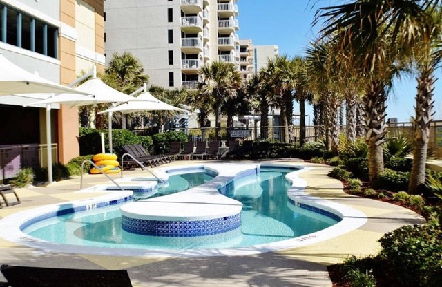 810 Oceanfront Mar Vista Grande 3 BR 3 BA 5 Beds - Sleeps 10