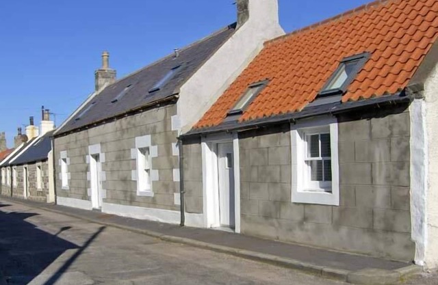 85 Seatown, les familles dans Cullen, Ref 4516