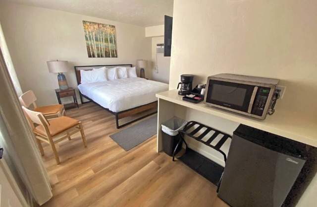 89 & Nine Motel