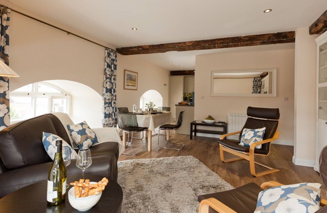 9, ARCHES APARTMENT au centre de BERWICK sur TWEED