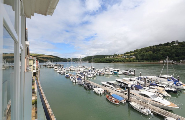9 Dart Marina, DARTMOUTH