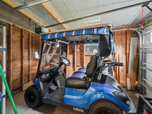 907 Z1 Village of Silver Lake by REMAX Premier
