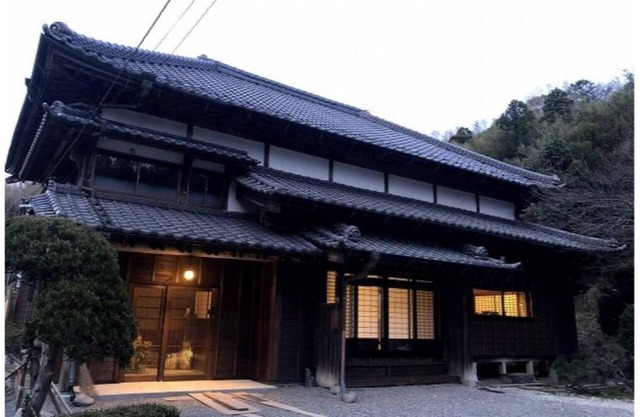 A 100-year-old folk house has been completely renewed, and you can enjoy living in a satoyama in just one hour from the Tokyo metropolitan area via the Aqua- Line / Ken-O Expressway.