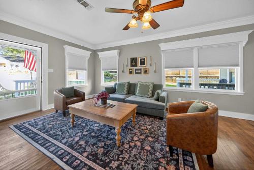 A 1921 Craftsman With Charm