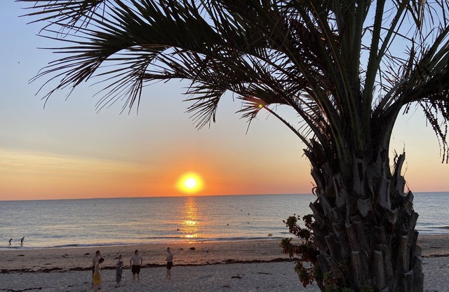 A 200m de la Plage, Parking Privé, Wifi, 1.5 km de Granville