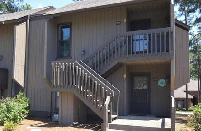 A 5 Min Walk To Pinehurst Resort! Fully Renovated 1BR/2Bed Condo Now Availabile!