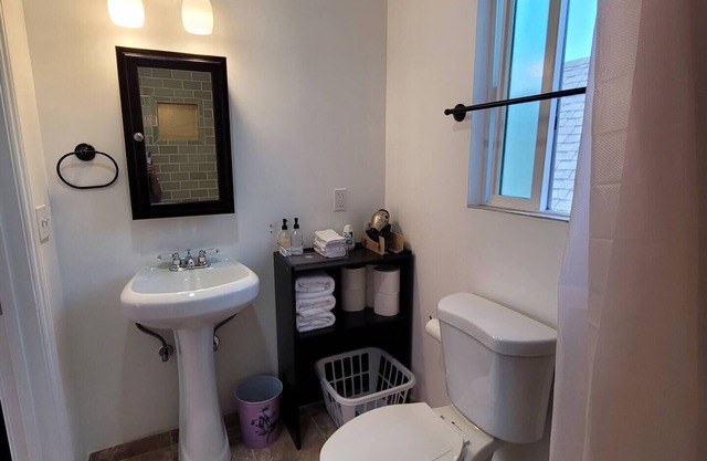 A adorable one bedroom