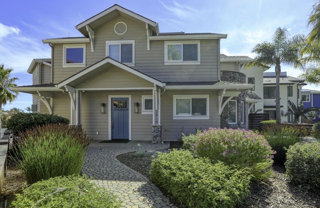 BEACH DREAMER Luxurious 3 Master Suites, 3 Decks OCEAN VIEWS ~ 14 personnes