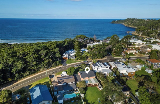 A beach entertainer, 2 min walk from the ocean. Pet friendly