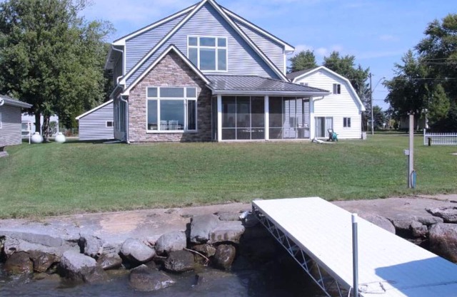 Un Beatutiful 3 Bdrm 3 Bth House sur le lac Poygan à Tustin, WI