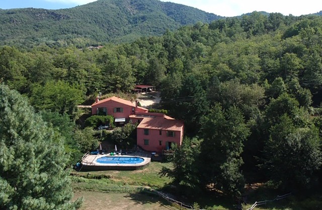 Superbe mas catalan pour des vacances de rêve en montagne