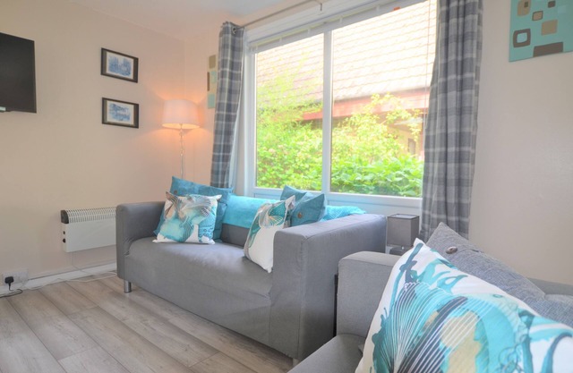 A bijou holiday bolthole that nestles within the grounds of Tolroy Manor