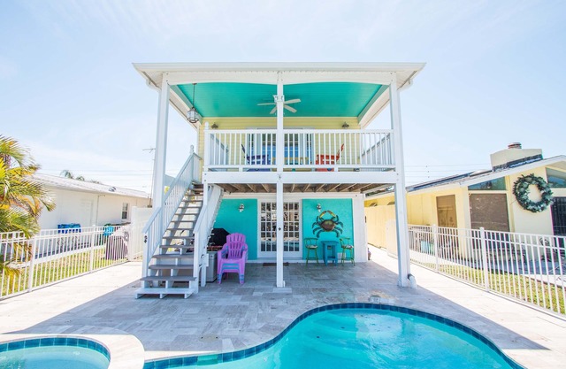 2 Bdms, 3 bains, Deep Channel Waterfront