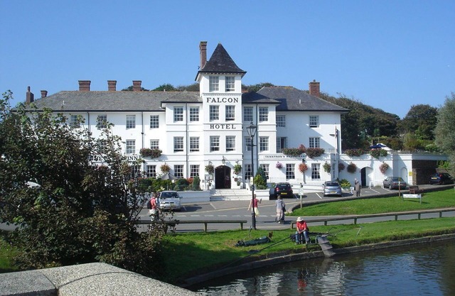 Un gîte de caractère traditionnel proche des plages, du centre ville de Bude et du canal