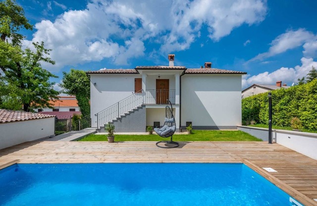 Villa Smoky, Pazin