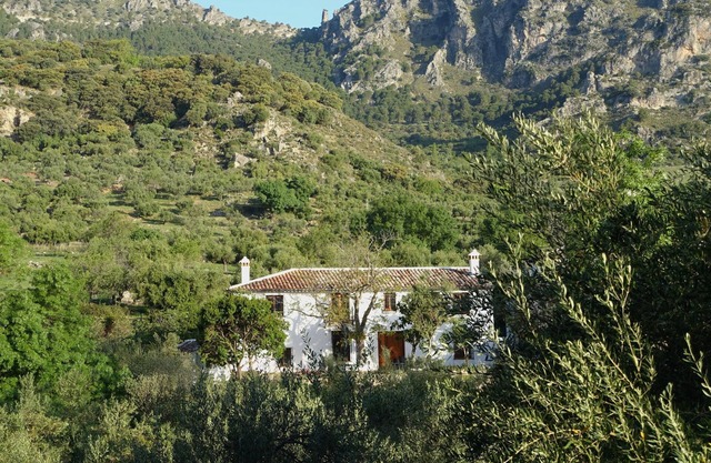 Betania. Maison avec piscine dans la belle vallée de Grazalema