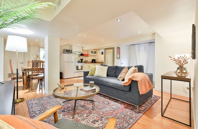 A comfortable one-bedroom in the heart of Ossington