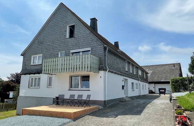 A complex newly which is located directly on the ski slope of Neuastenberg (Postwiese)
