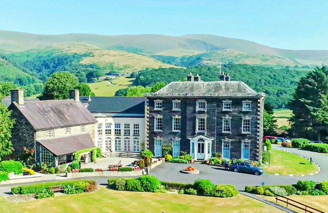 A Condo Resort Overlooking River Dyfi