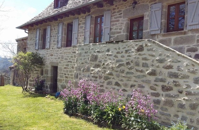 Un coin de Corrèze,propice au farniente dans un petit village au calme.