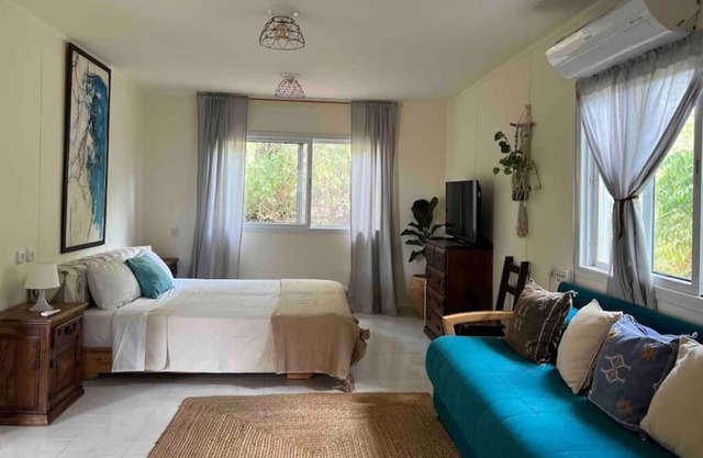 A cosy small unit with a beautiful view to the Galilee lake