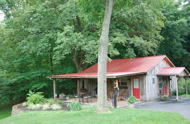 Un chalet confortable près du cœur de toutes les attractions de Louisville!