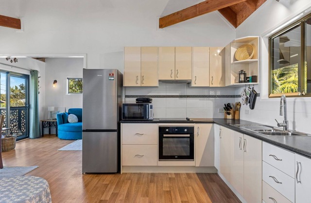 A cozy home located in the coastal village Corindi Beach