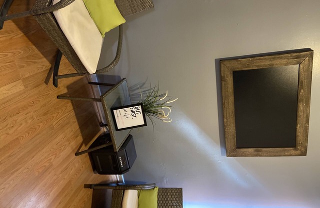 Un petit endroit confortable avec 2 chambres pour vous tout seul