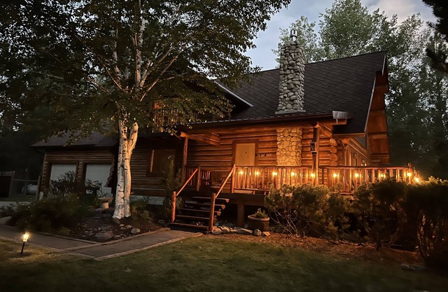 Cozy Log Home dans la vallée de Bitteroot