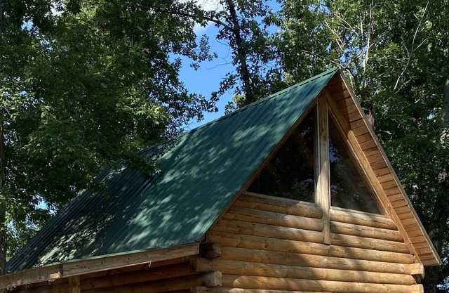Sleepy Hollow Cabin 1