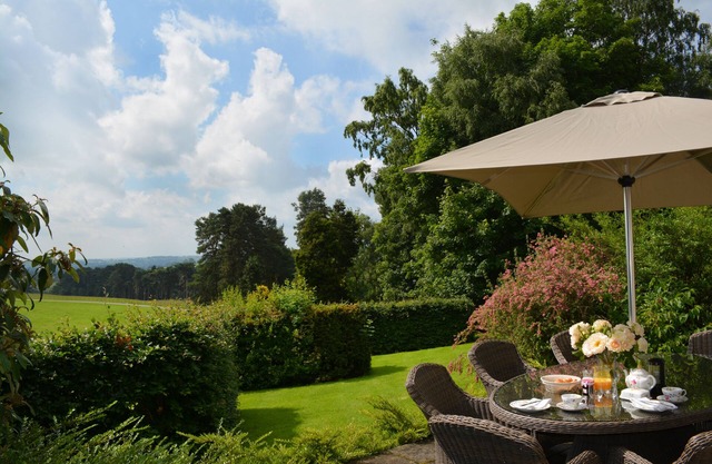 Un charmant chalet situé dans un magnifique domaine privé.
