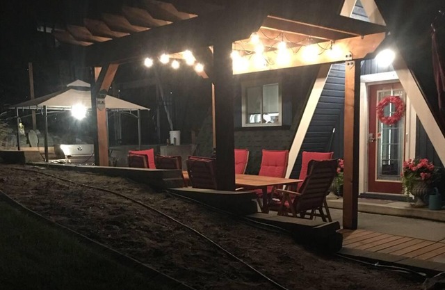 A-Frame Cottage with great lake views and above ground pool