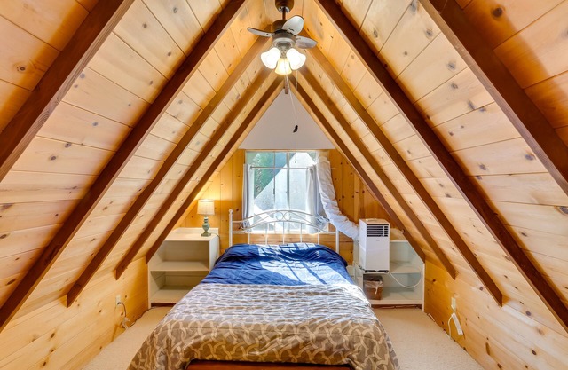 A-frame Home w/ 3 Decks & Lake Arrowhead Views!