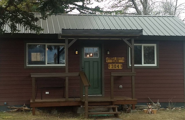 Une petite maison amusante au coeur de Twin Bridges, Montana