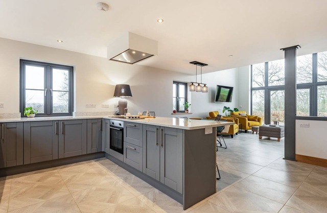 4 bedroom accommodation in Tregaron, near Aberystwyth