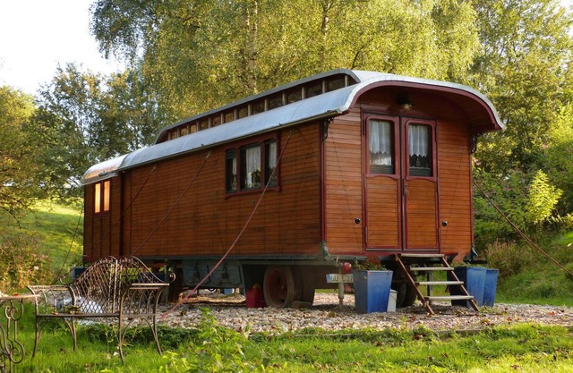 Un voyage à travers le temps dans les années 20 - les wagons de cirque fidèlement restaurés
